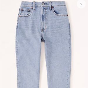 Curve Love Ultra High Rise 90s Slim Straight Jean